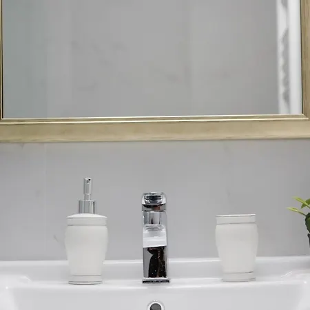 # Alegra , 10mtrs From Venizelou Metro Station