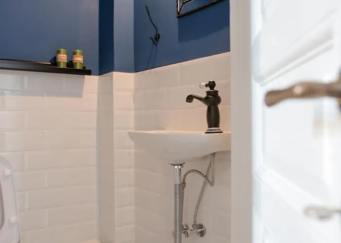 # Alegra , 10mtrs From Venizelou Metro Station Διαμέρισμα