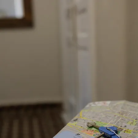 # Alegra , 10mtrs From Venizelou Metro Station Apartment *