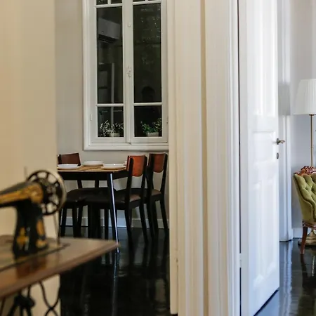 Lägenhet # Alegra , 10mtrs From Venizelou Metro Station Thessaloníki